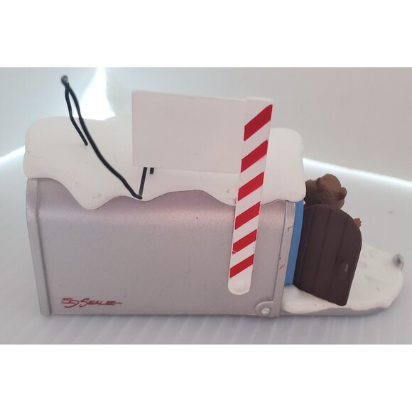 1996 NEW HOME, HALLMARK KEEPSAKE CHRISTMAS ORNAMENT Ed Seale Mailbox Vtg 90s - Picture 4 of 7